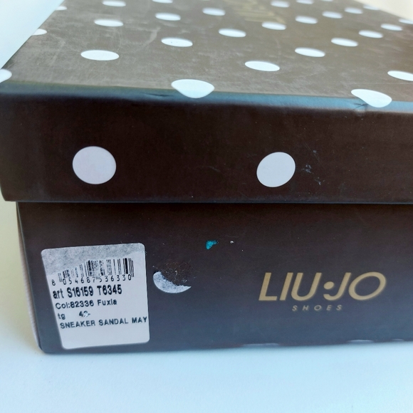 Liu Jo fuschia 'May' cutout sneaker, EU40, sample, new w/ defects - Picture 8 of 8